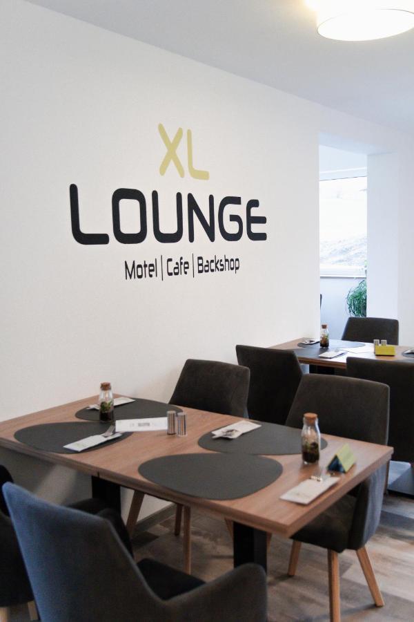 Motel Xl Lounge Traisen エクステリア 写真