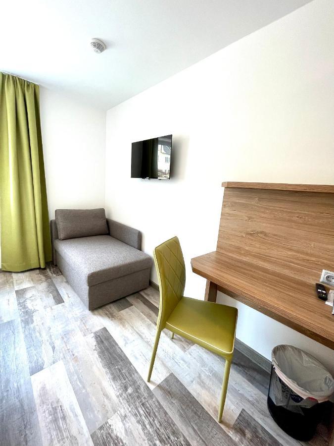 Motel Xl Lounge Traisen エクステリア 写真